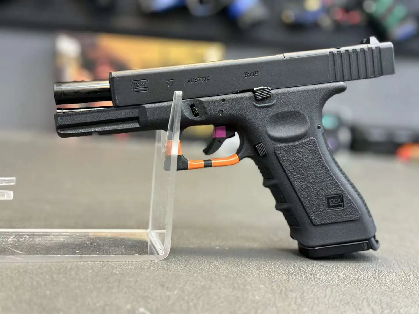 TriggerToy JB G17 Electric Gel Blaster
