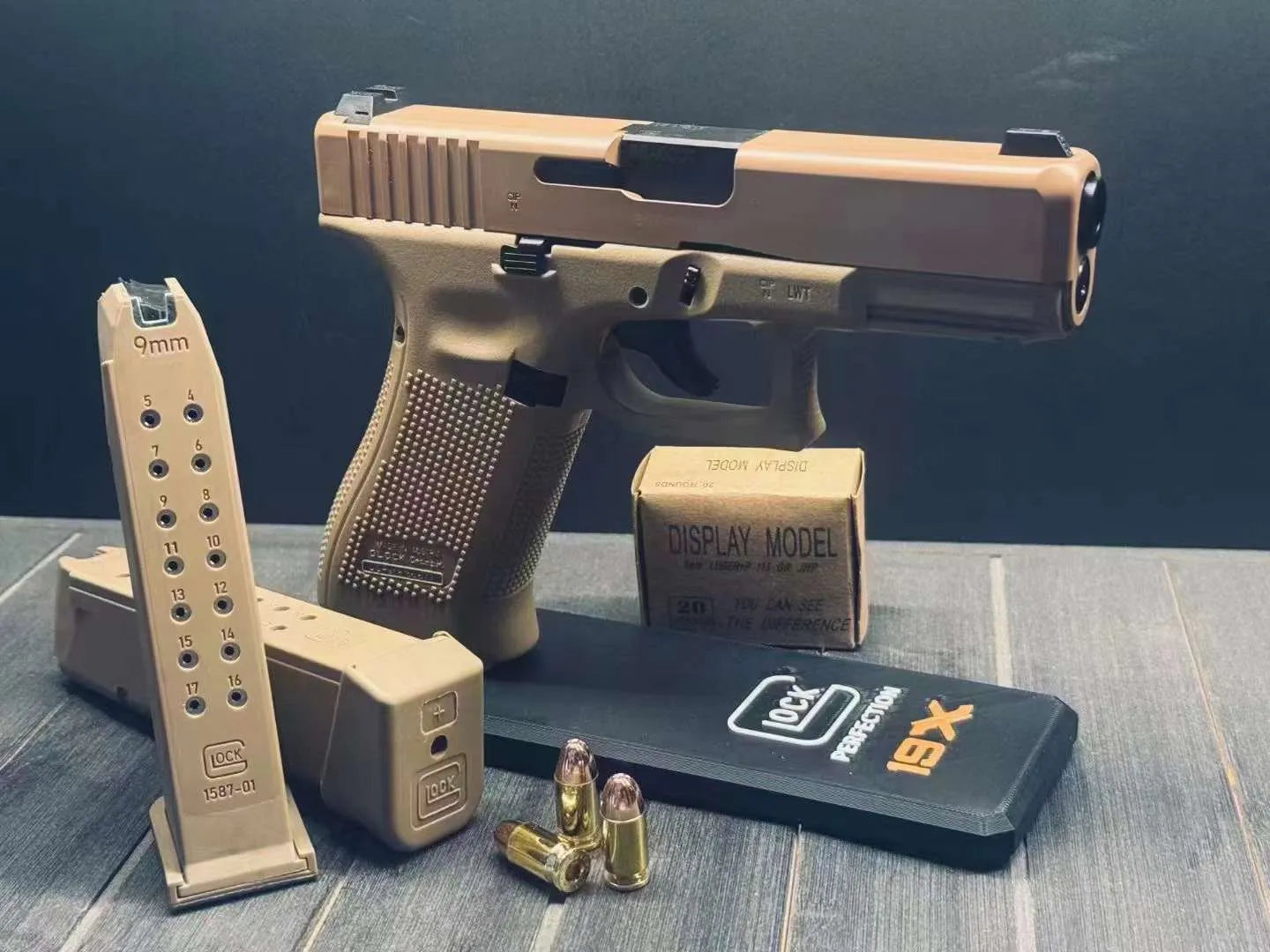 Triggertoy MLF G19 Laser Pistol